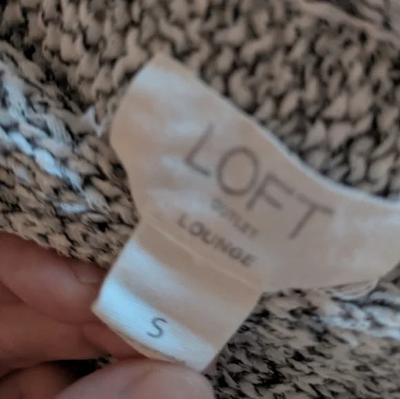 LOFT Charcoal Knit Women's Sweater - Picture 3 of 3